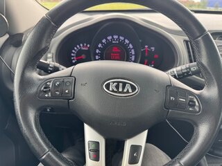 2012 Kia Sportage III, чёрный, 1800000 рублей, вид 5