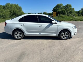 2014 Skoda Rapid I, белый, 800000 рублей, вид 3