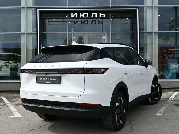 2026 Omoda C7, белый, 3298000 рублей - вид 4