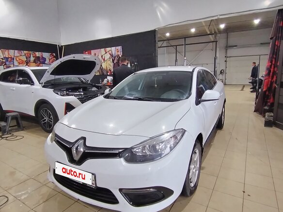 2013 Renault Fluence I, белый, 589000 рублей - вид 3