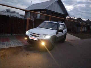 2014 Chevrolet Niva I Рестайлинг, белый, 570000 рублей, вид 3