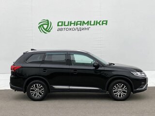 2019 Mitsubishi Outlander III Рестайлинг 3, чёрный, 1930000 рублей, вид 4