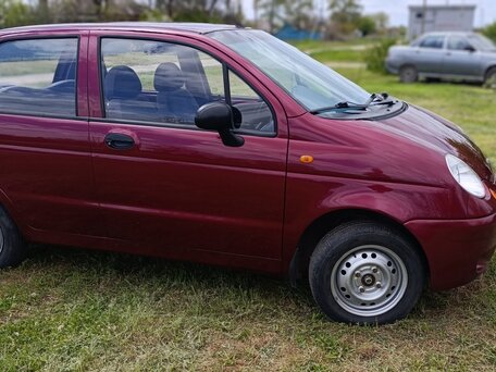 2013 Daewoo Matiz I Рестайлинг, красный, 235000 рублей, вид 3