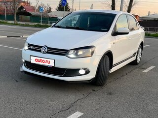 2012 Volkswagen Polo V, белый, 920000 рублей, вид 3