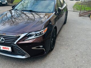 2016 Lexus ES 250 VI Рестайлинг, коричневый, 2580000 рублей, вид 2