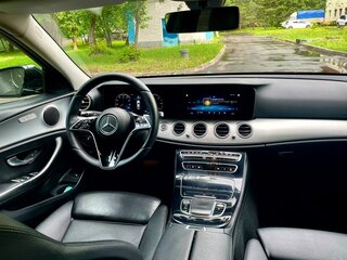 2020 Mercedes-Benz E-Класс 200 d V (W213, S213, C238) Рестайлинг, чёрный, 2030000 рублей, вид 4