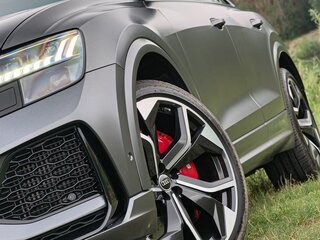 2021 Audi RS Q8 I, серый, 9500000 рублей, вид 5