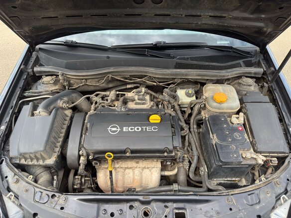 2010 Opel Astra GTC H Рестайлинг, чёрный, 590000 рублей - вид 15