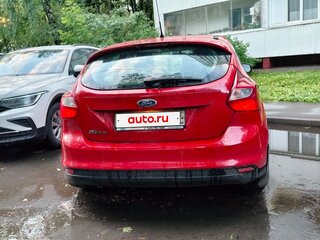 2011 Ford Focus III, красный, 600000 рублей, вид 3