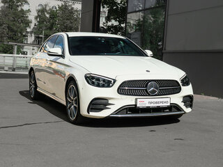 2022 Mercedes-Benz E-Класс 220 d V (W213, S213, C238) Рестайлинг, белый, 4765000 рублей, вид 3