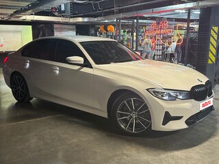 2021 BMW 3 серии 318d VII (G2x), белый, 3480000 рублей, вид 4