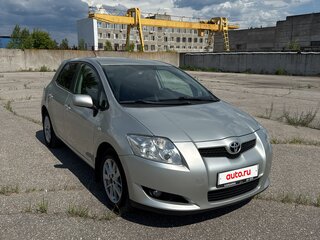 2008 Toyota Auris I, серебристый, 680000 рублей, вид 2