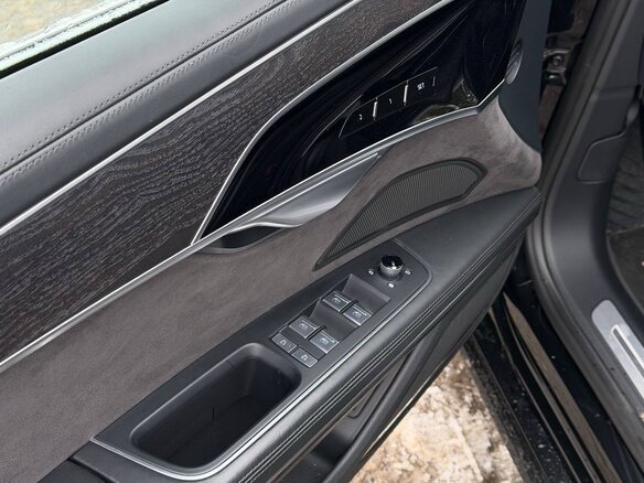 2018 Audi A8 Long 55 TFSI IV (D5), чёрный, 4150000 рублей - вид 22
