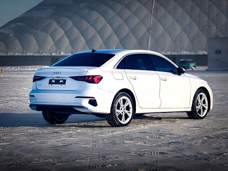 2022 Audi A3 35 TFSI Long IV (8Y), белый, 1990000 рублей, вид 4