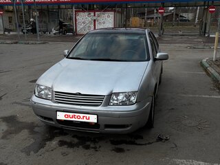 1999 Volkswagen Bora I, серебристый, 185000 рублей, вид 1