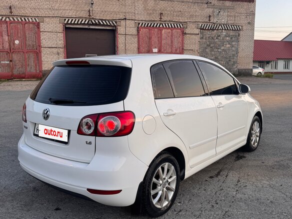 2012 Volkswagen Golf Plus II, белый, 585000 рублей - вид 4