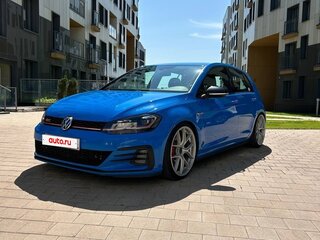 2019 Volkswagen Golf GTI VII Рестайлинг, синий, 2500000 рублей, вид 2
