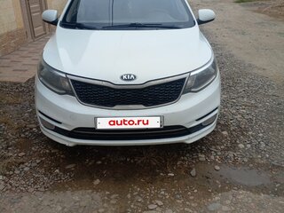 2016 Kia Rio III Рестайлинг, белый, 780000 рублей, вид 3