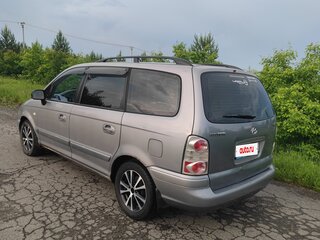 2006 Hyundai Trajet I Рестайлинг, серебристый, 510000 рублей, вид 4