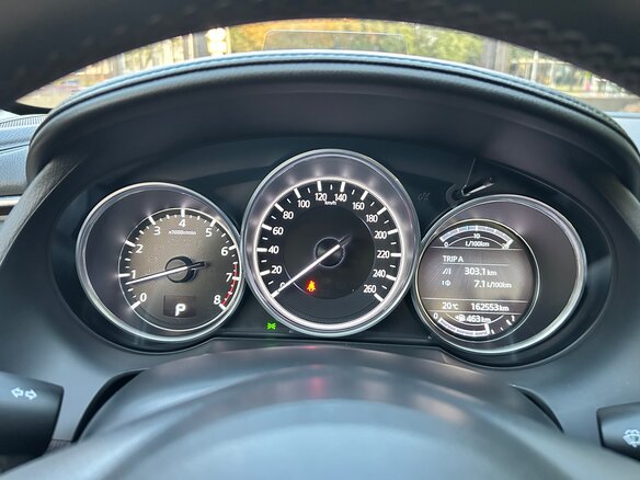 2017 Mazda 6 III (GJ) Рестайлинг, красный, 1800000 рублей - вид 8