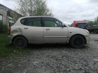 2002 Toyota Duet, серый, 180000 рублей, вид 4