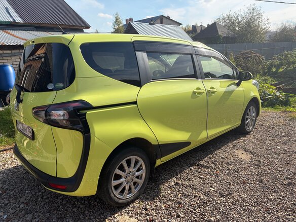 2017 Toyota Sienta II, жёлтый, 1290000 рублей - вид 5