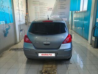 2012 Nissan Tiida I Рестайлинг, серый, 850000 рублей, вид 4
