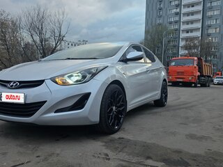 2015 Hyundai Elantra V (MD) Рестайлинг, серебристый, 950000 рублей, вид 1