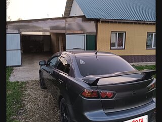 2010 Mitsubishi Lancer X, серый, 700000 рублей, вид 4