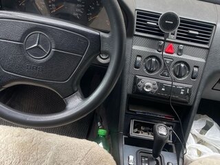 1998 Mercedes-Benz C-Класс 180 I (W202) Рестайлинг, чёрный, 210000 рублей, вид 4