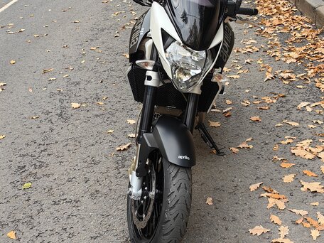 2011 Aprilia SL 750 Shiver, белый, 500000 рублей, вид 4