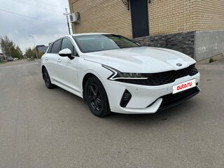 2021 Kia K5 III, белый, 2470000 рублей, вид 1