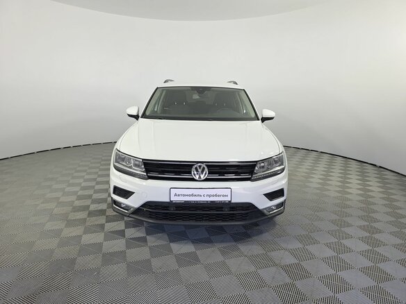 2019 Volkswagen Tiguan II, белый, 1800000 рублей - вид 1