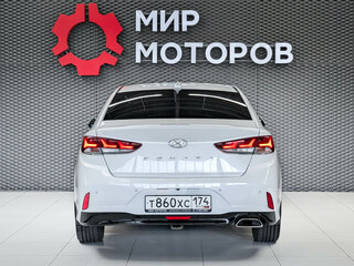 2017 Hyundai Sonata VII (LF) Рестайлинг, белый, 1750000 рублей, вид 5