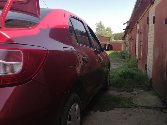 2014 Renault Logan II, пурпурный - вид 5