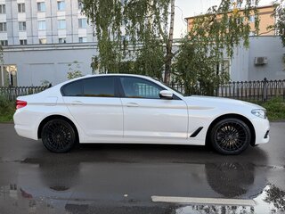 2018 BMW 5 серии 520i VII (G30/G31/G38), белый, 2700000 рублей, вид 4