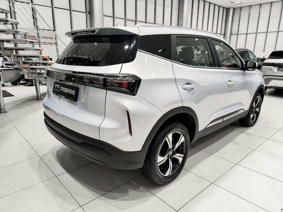 2024 Chery Tiggo 4 Pro I Рестайлинг, серый, 1630000 рублей - вид 4