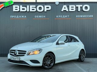 2013 Mercedes-Benz A-Класс 180 III (W176), белый, 1370000 рублей, вид 1