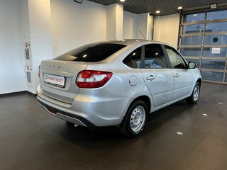 2024 Lada (ВАЗ) Granta I Рестайлинг, серебристый, 949000 рублей, вид 3