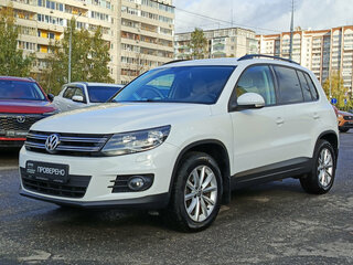 2016 Volkswagen Tiguan I Рестайлинг, белый, 1465000 рублей, вид 1
