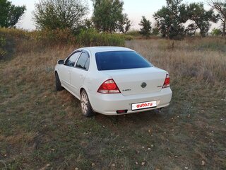 2010 Nissan Almera Classic I, белый, 470000 рублей, вид 4
