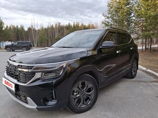 2023 Kia Seltos I Рестайлинг, чёрный, 2370000 рублей, вид 2