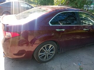 2011 Honda Accord VIII Рестайлинг, красный, 1200000 рублей, вид 3