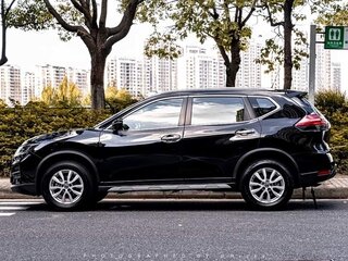 2022 Nissan X-Trail III Рестайлинг, чёрный, 1610000 рублей, вид 2