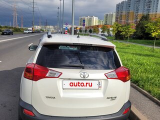 2013 Toyota RAV4 IV (XA40), белый, 1550000 рублей, вид 3