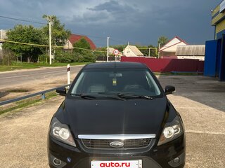 2010 Ford Focus II Рестайлинг, чёрный, 700000 рублей, вид 1