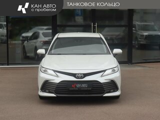 2022 Toyota Camry VIII (XV70) Рестайлинг, белый, 3286000 рублей, вид 2