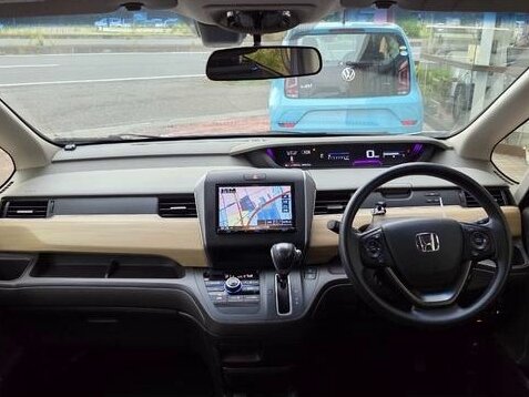 2018 Honda Freed II, белый, 1139000 рублей - вид 11