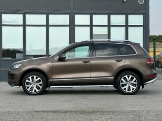 2014 Volkswagen Touareg II, коричневый, 2790000 рублей, вид 5