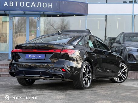 2025 Audi A5 III (B10), чёрный, 7590000 рублей, вид 3
